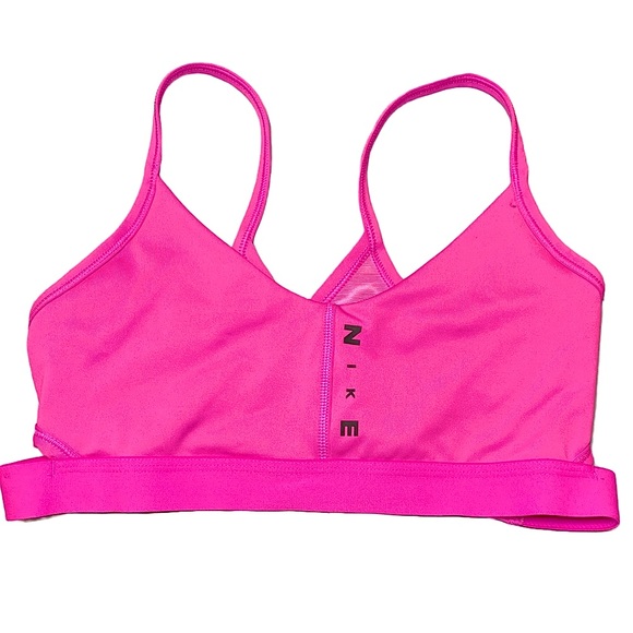 Nike criss-cross mesh back bra: fuchsia pink - Picture 2 of 4
